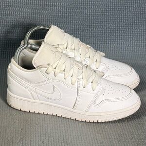 Nike Air Jordan 1 Low ‘Triple White’ Sneakers 553560-126 Size 4.5Y Size 6 Women